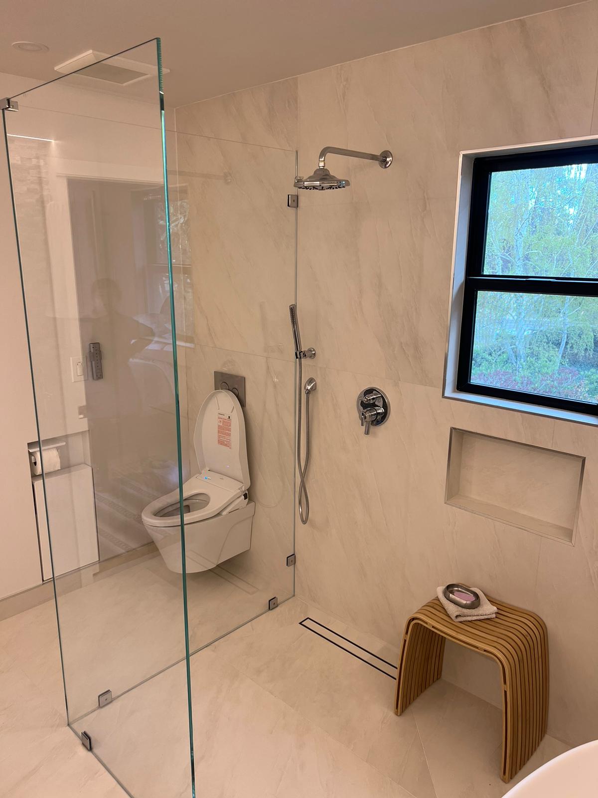 ab32e014-b5d4-4cdf-b43a-eaef970e96a2