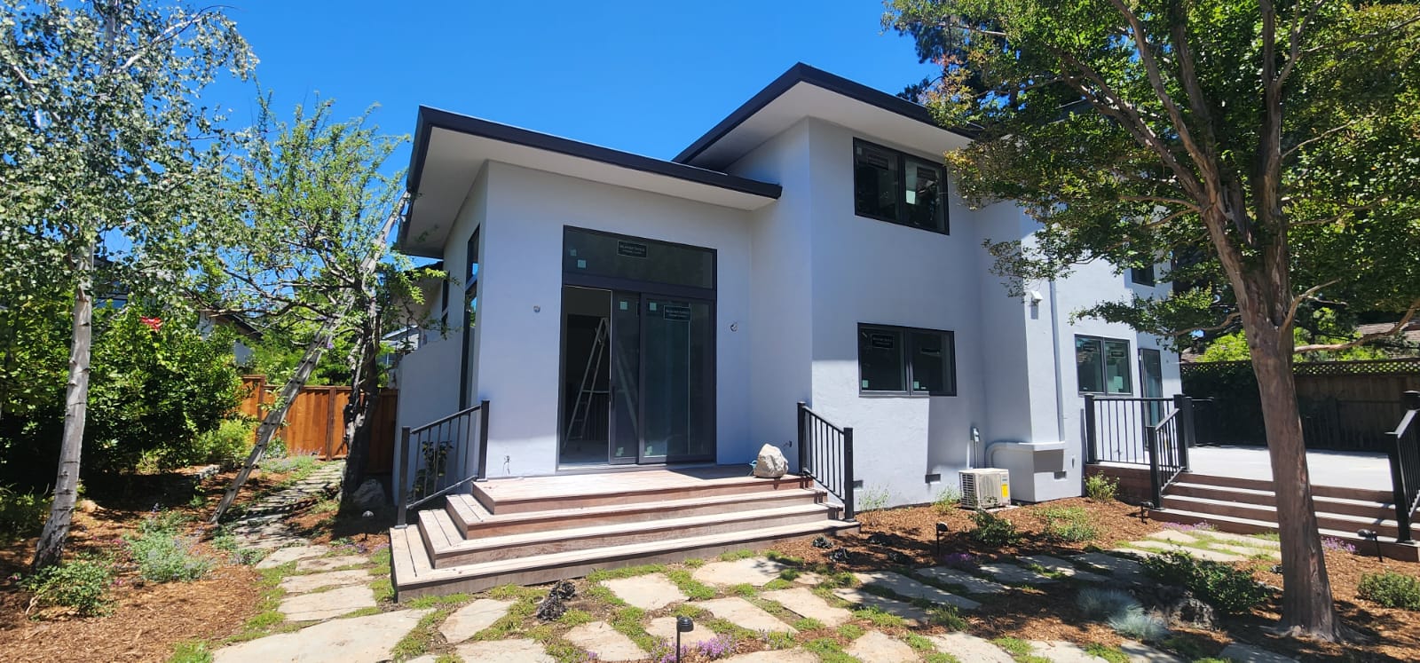 e195e41d-a1af-471b-9f6c-dede45dfb3fc (2)